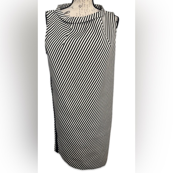 Marina Yachting Dress - Picture 1 of 6